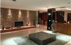 新北產業園區站旁廠房