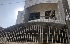 路竹運動公園大地坪面寬車墅
