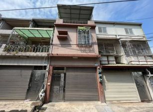 路竹車庫透天/ 屋況好/ 低總價