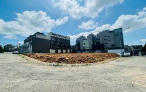 #售沙鹿地形方正住二角地  